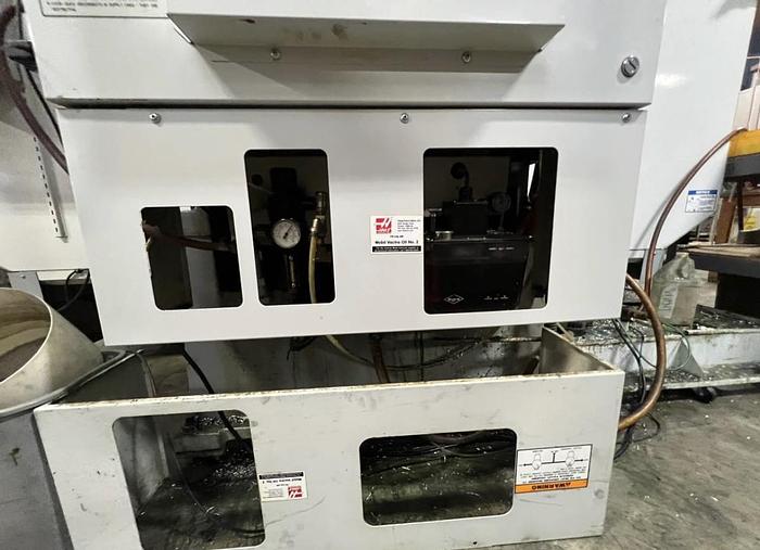 Used 2006 HAAS VF-5SS CNC Vertical Machining Center