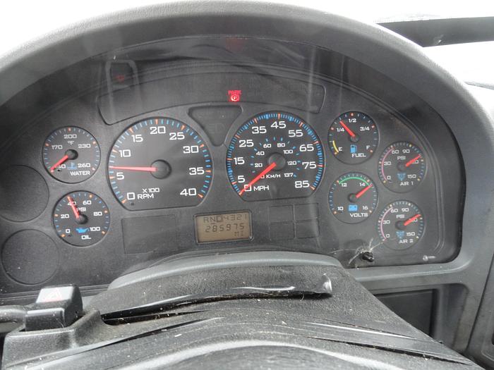 Used 2004 International / Peterson  4300 / TL