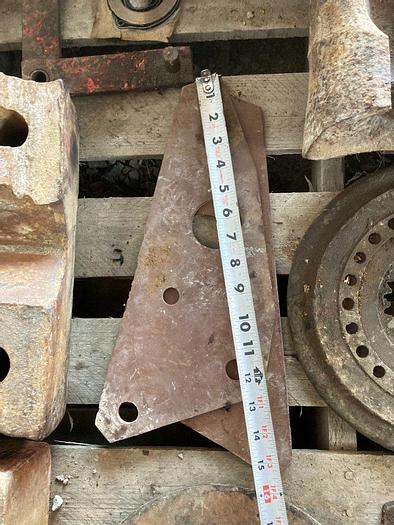 Used Cable Tool Triangular Steel Brackets
