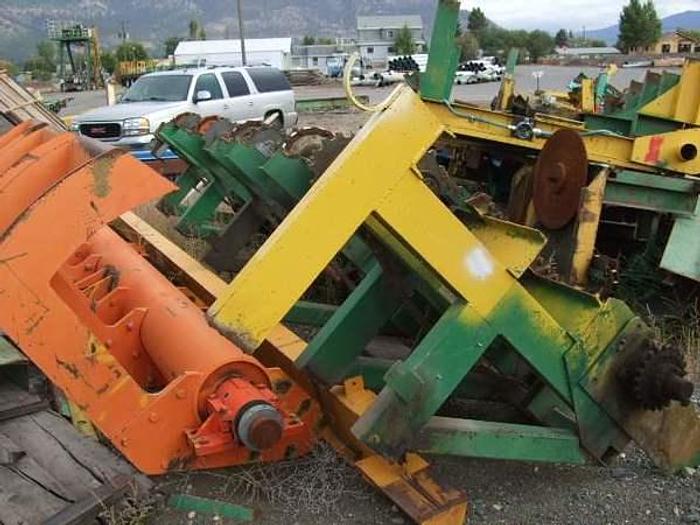 Used 20' Newnes Lug Loader