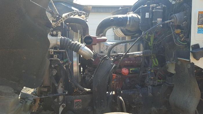 Used 2011 Mack CHU613 MP8
