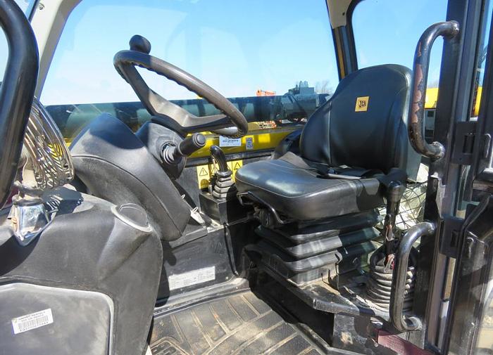 Used 2011 JCB 550-170