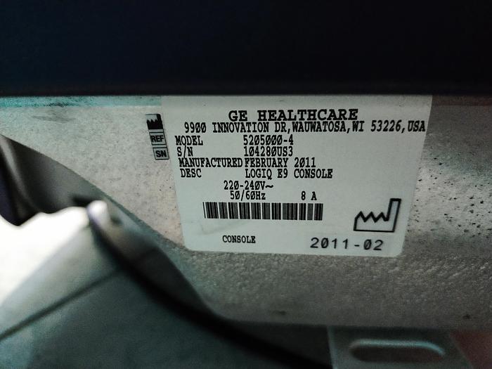 Gebraucht GE LOGIQ E9 Flachbildschirm-Ultraschallgerät inkl. 1 Sonde und DVD-Brenner