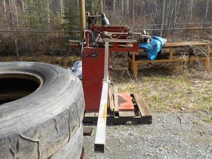 Used Simonds #880 Automatic Bandsaw Leveler