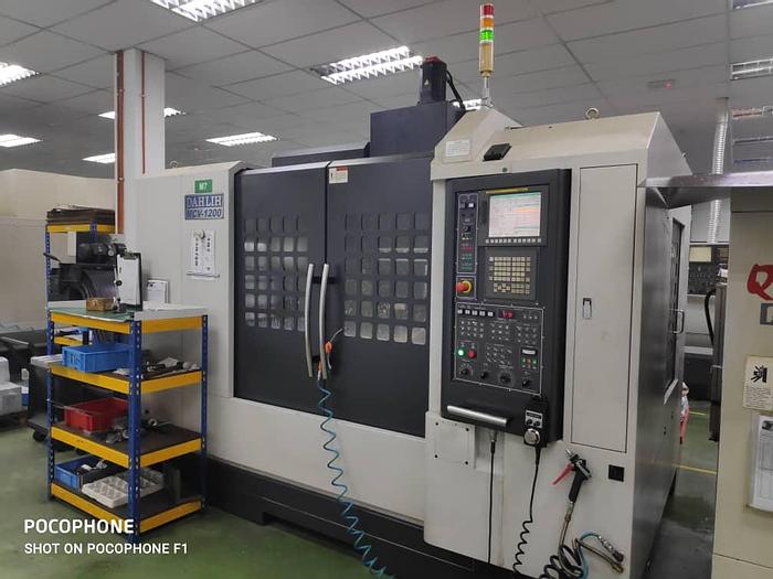 Used 2015 DAHLIH MCV 1200 CNC MILLING MACHINE CENTER