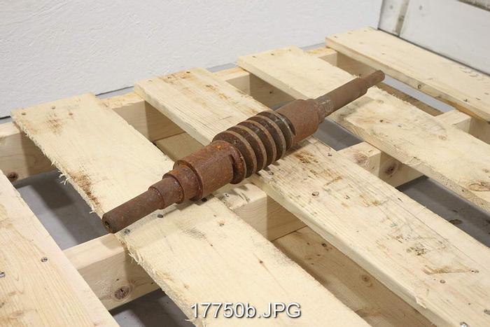 Used Beloit Jones 26" Worm Shaft, 26" #17750