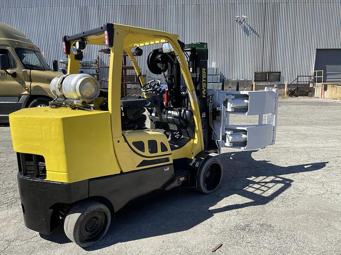 Used 12,000 POUND HYSTER ROLL CLAMP FORKLIFT W/ 60" CASCADE CLAMP 2,100 HOURS