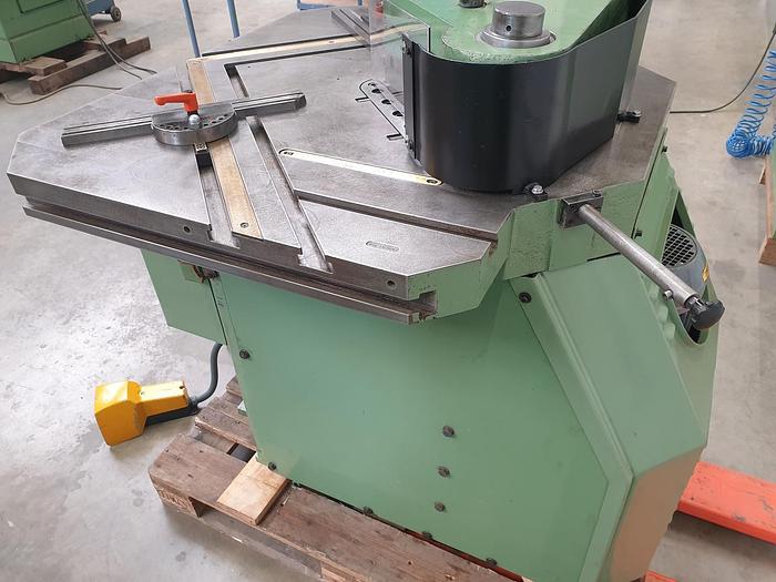 Gebraucht Ausklinkmaschine Indumasch 256