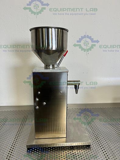Used Stainless Steel  Liquid Filling Machine