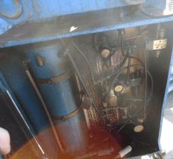 Used 10.5 CU. FT. DURIRON 800 MM POLYPRO AUTOMATIC CLOSURE