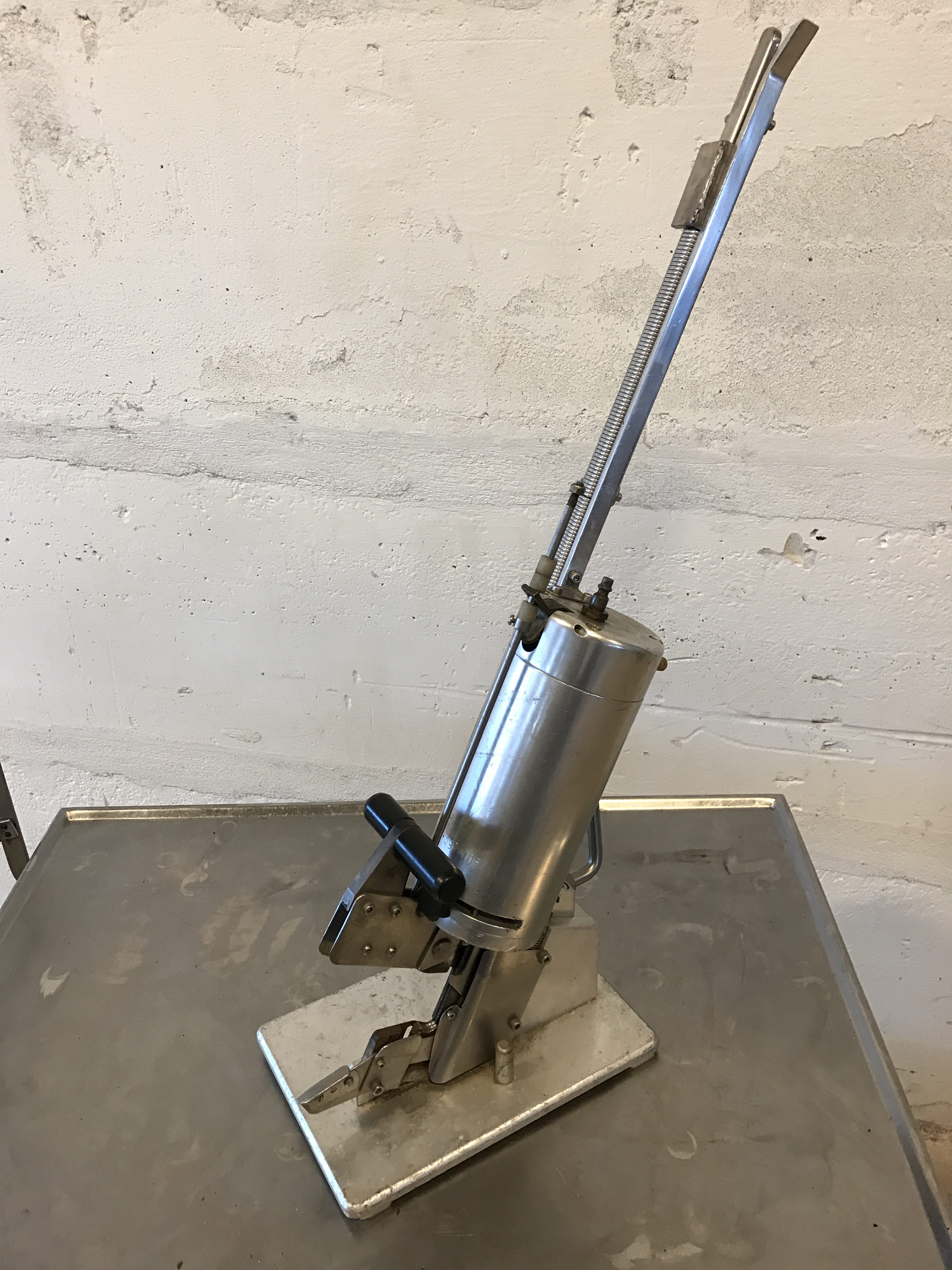 Begagnad Clippsmaskin 8x18mm
