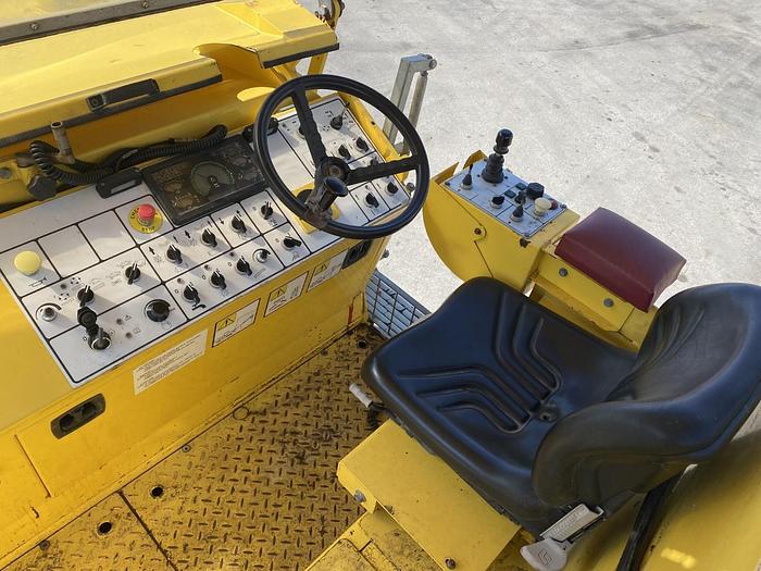 Usato 2010 BOMAG BM1300/30