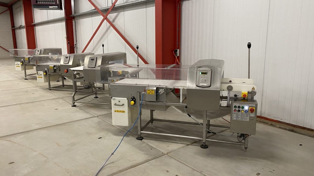 Used Ceia MS21 metal-detector, high end like new.