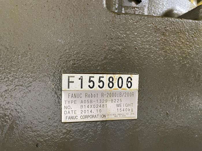 Used FANUC R2000iB/200R WITH R30iA CONTROLLER