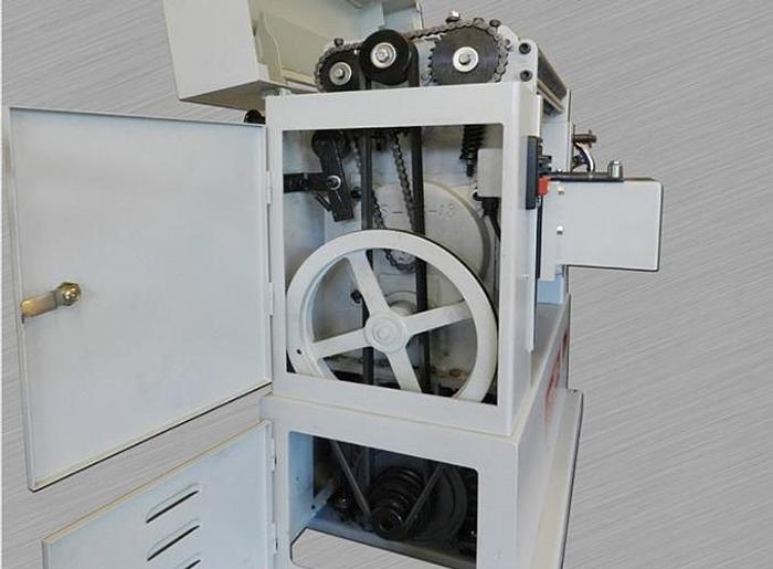 Cantek P-24HV 24" Planer w/ Spiral Cutterhead, 7.5HP, 3PH, 5/16" Cutting Depth, 2 Feed Speeds