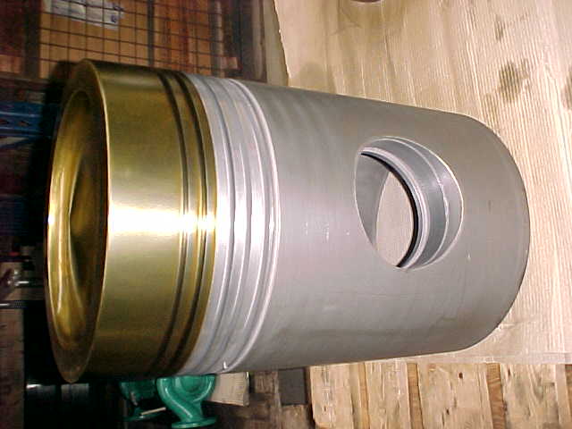 Used PISTONS DEUTZ BVM540 / 640