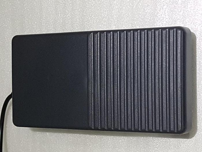 Gebraucht Marquardt 2410.0301 Ergonomischer Eipedal-Fußschalter