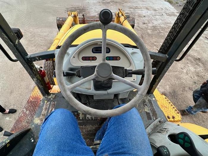 Used 2009 KOMATSU WB1402N BACKHOE