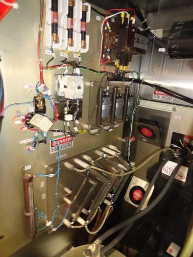 Used RAYTHEON RADAR LINE MICROWAVE w/Three Transmitters; Md#QMP1679