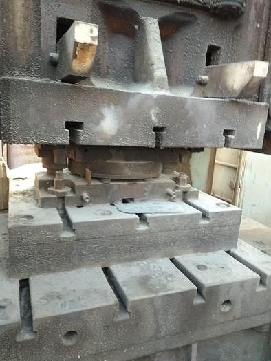 Used Press Trimming K2538