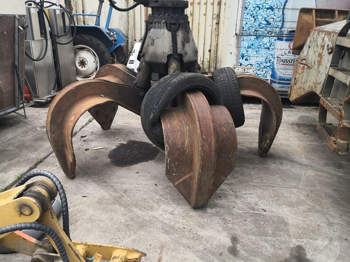 Gebraucht 2005 Liebherr A944B HD Litronic