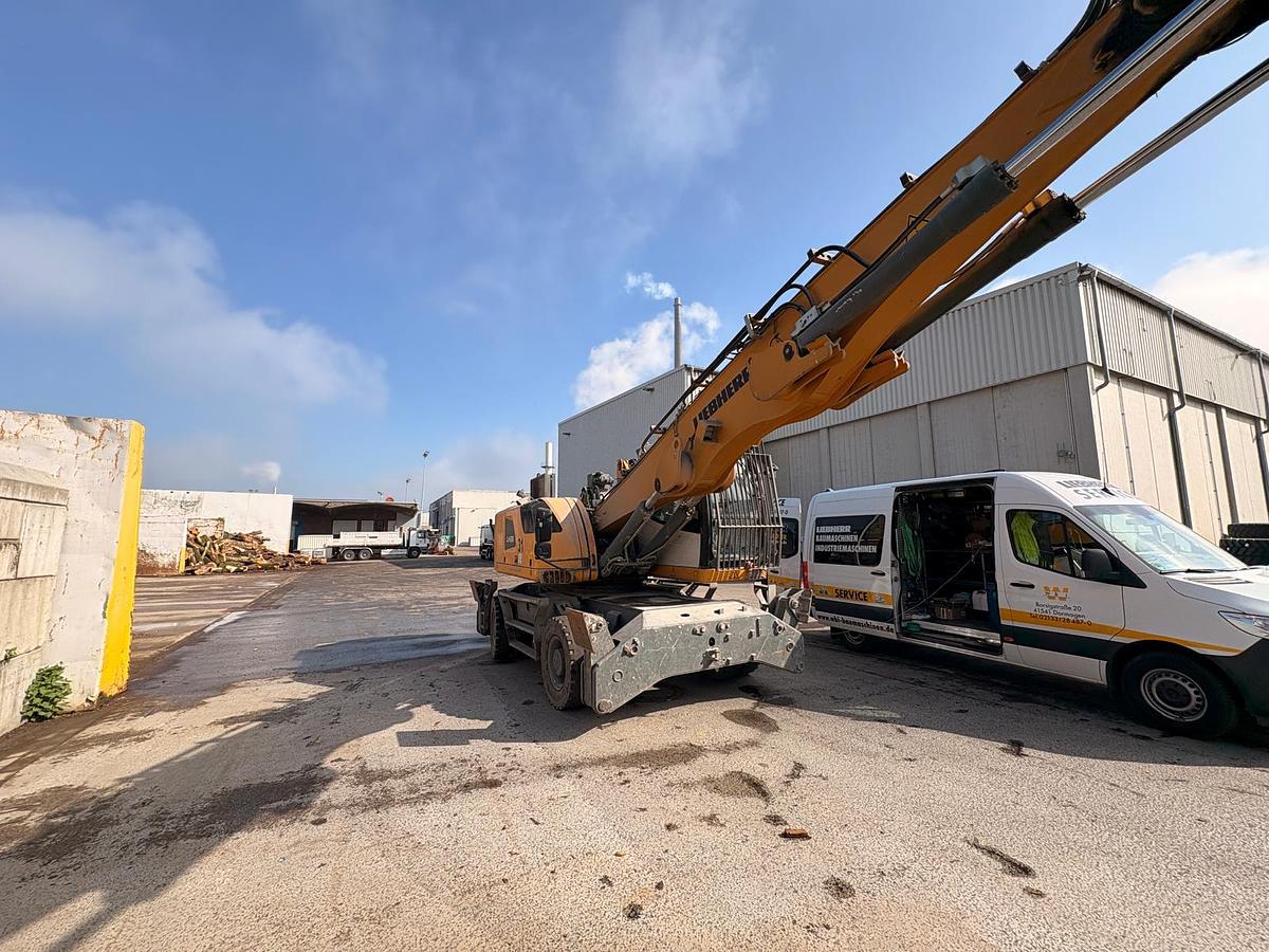 Gebraucht 2022 Liebherr LH 26 Litronic