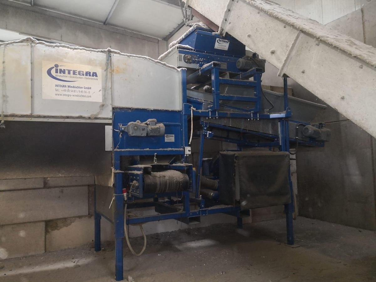 Gebraucht 2016 Integra WS-1000M