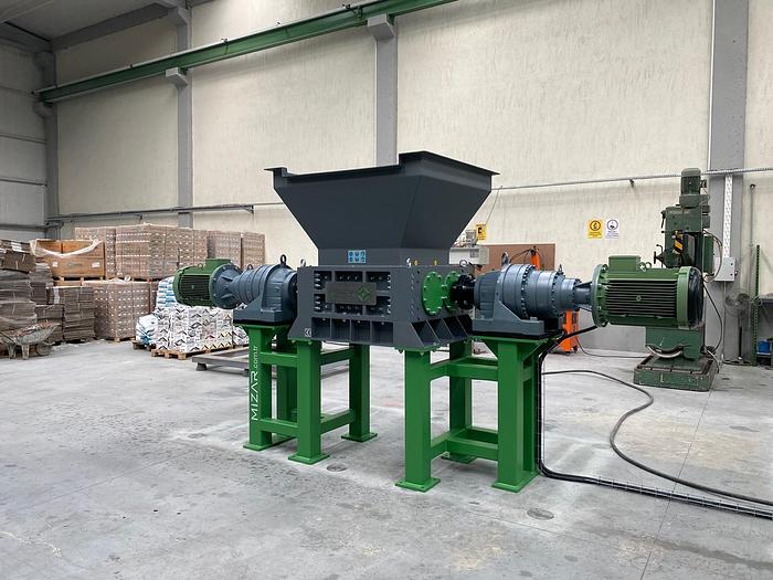 Neu Maschinen zum Verkauf bei Tomcat Trading GmbH