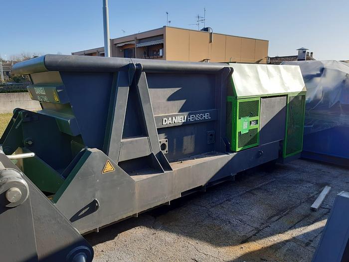Gebraucht 2016 Danieli Henschel Compact 800