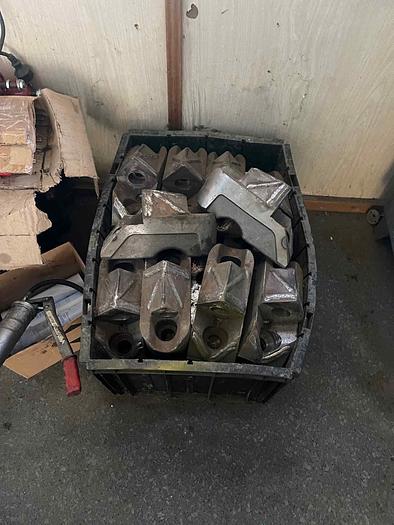 Gebraucht 2010 Lindner Universo 2800