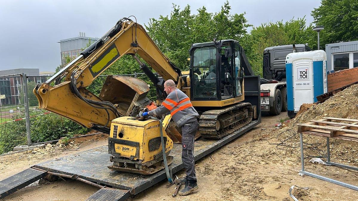 Gebraucht 2022 Catterpilar 308-07 CR