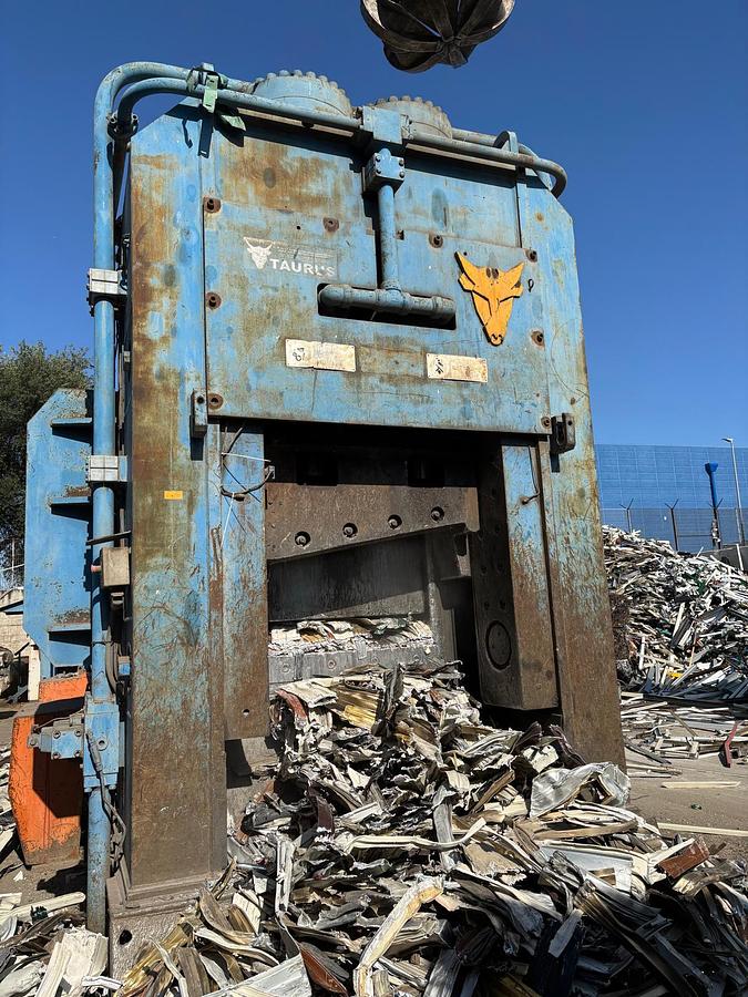 Gebraucht 2010 Taurus C 872 HD