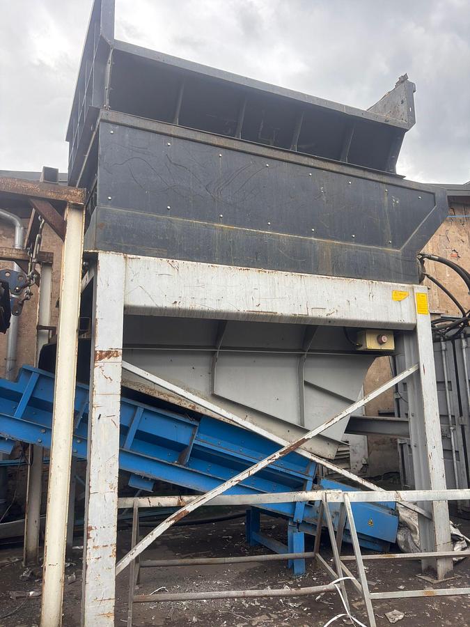 Gebraucht 2013 M & J  P4000
