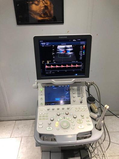 Gebraucht Toshiba Aplio 300 Ultraschallsystem mit 3 Sonden