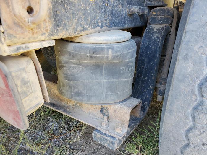 Used 1995 Peterbilt 378 Truck w/ 720k Miles