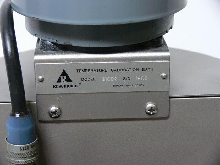 Used Rosemount Temp. Calibration Bath 910B2 W/ Digital Temperature Controller 915C1