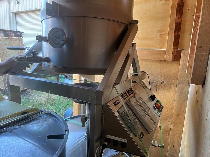 Used Brewhouse, Nano, MoreBeer!, Kettle, Liquor, Mash Tun, (12) Tanks #C744902