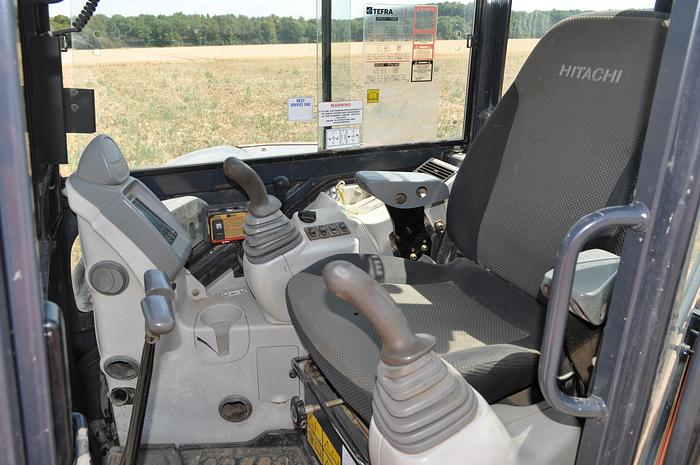 Used 2014 HITACHI ZX48U