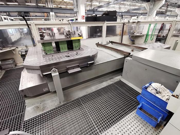 Gebraucht 5-Achsen-Bearbeitungszentrum DECKEL MAHO - DMC 200 U