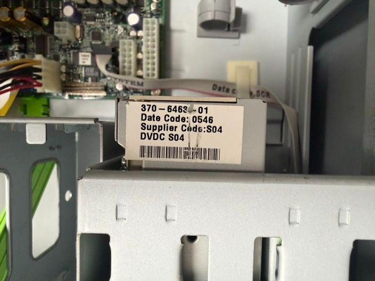 Used For Sale SUN Sun Microsystems Sun Blade 1500 Workstation | P/N 380-0829-04 | S/N MT50220005 Sun Microsystems Sun Blade 1500 tower workstation available for Computer Parts P/N 380-0829-04