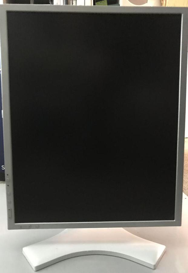 Used For Sale GE GE Magnet 1.5  19" LCD Monitor  MRI Scanner Parts P/N LCD1990SXi