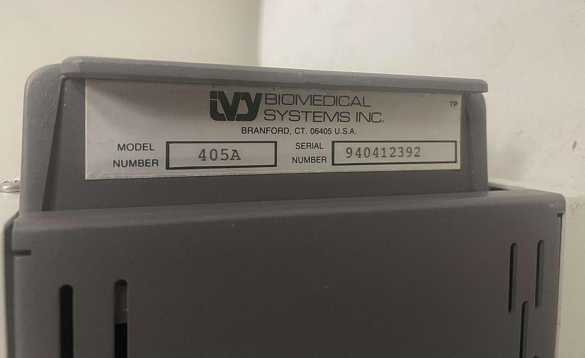 Used For Sale IVY BIOMEDICAL Ivy Biomedical Systems 405A Patient Monitor  Good Condition Monitor Parts P/N 405A