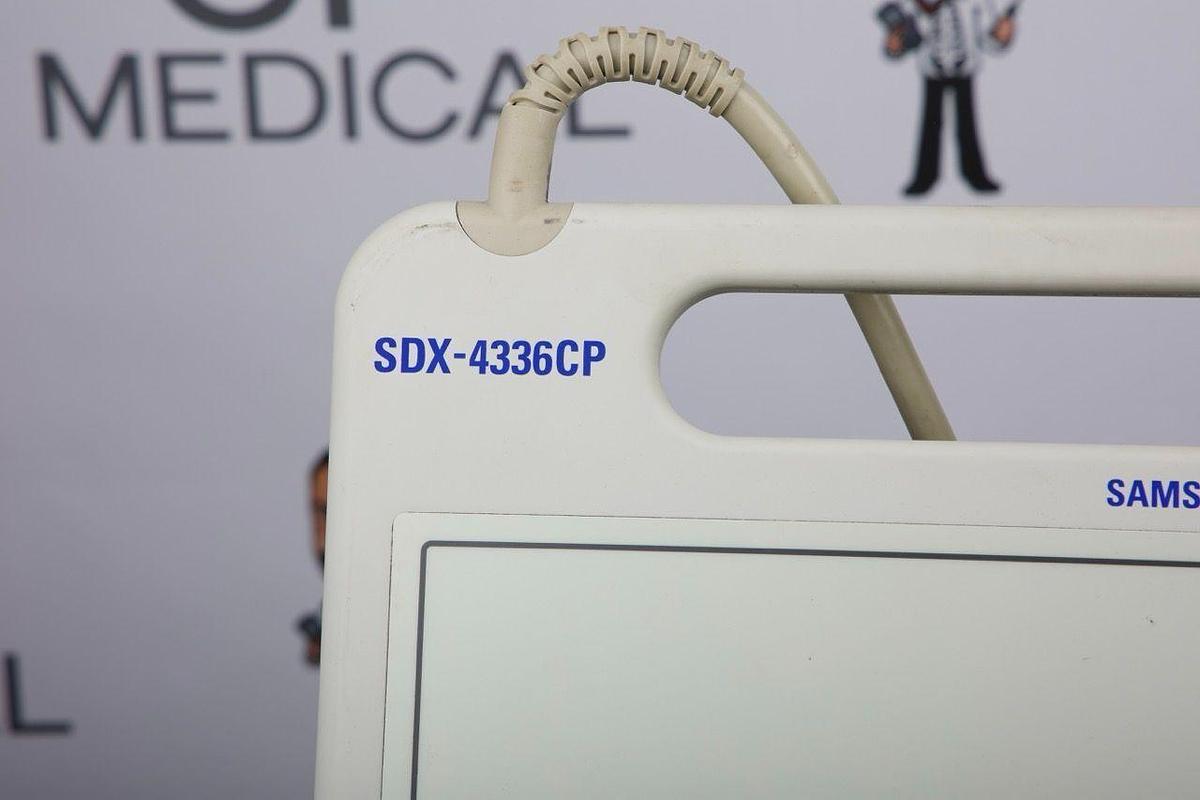 Used For Sale DR FPD FLAT PANEL DIGITAL XRAY Samsung SDX-4336CP Digital Flat Panel X-Ray Detector DR Panel  Good Condition DR Parts P/N SDX-4336CP