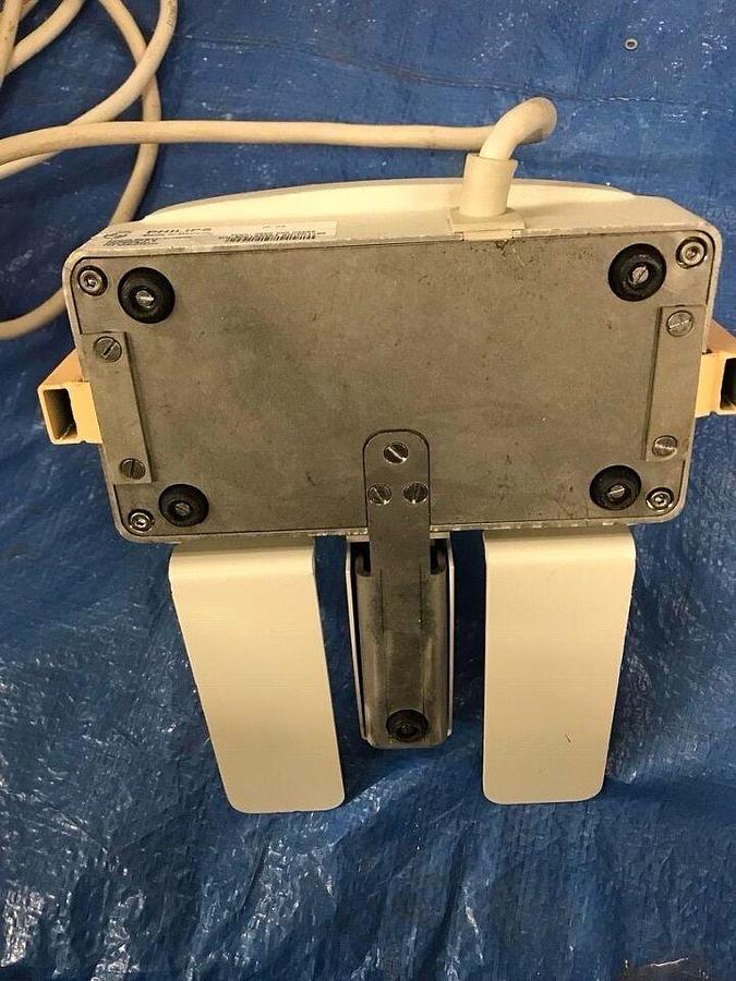 Used For Sale PHILIPS Philips 9896-000-03993 Fluoro Footswitch Good condition Cath Angio Lab Parts P/N 9896-000-03993