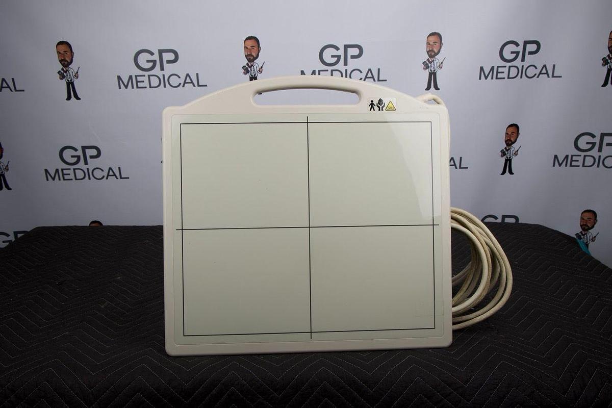 Used For Sale DR FPD FLAT PANEL DIGITAL XRAY Varian 4336R Digital Image Receptor P/N 30841  Good Condition DR Parts P/N 30841