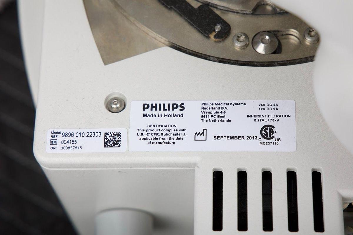 Used For Sale PHILIPS Philips SRO 33100 ROT 360 X-Ray Tube Housing Assembly w/ Collimator | REF 9890-000-86101, 9896 010 22303  Good Condition X-Ray Tube Parts P/N 9890-000-86101, 9896 010 22303, 4598-000-05611