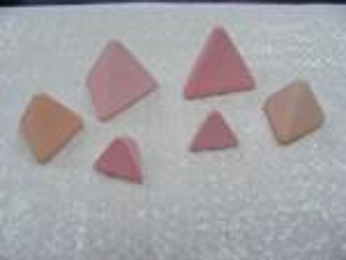 SY Tetrahedron 3/4 x 3/4