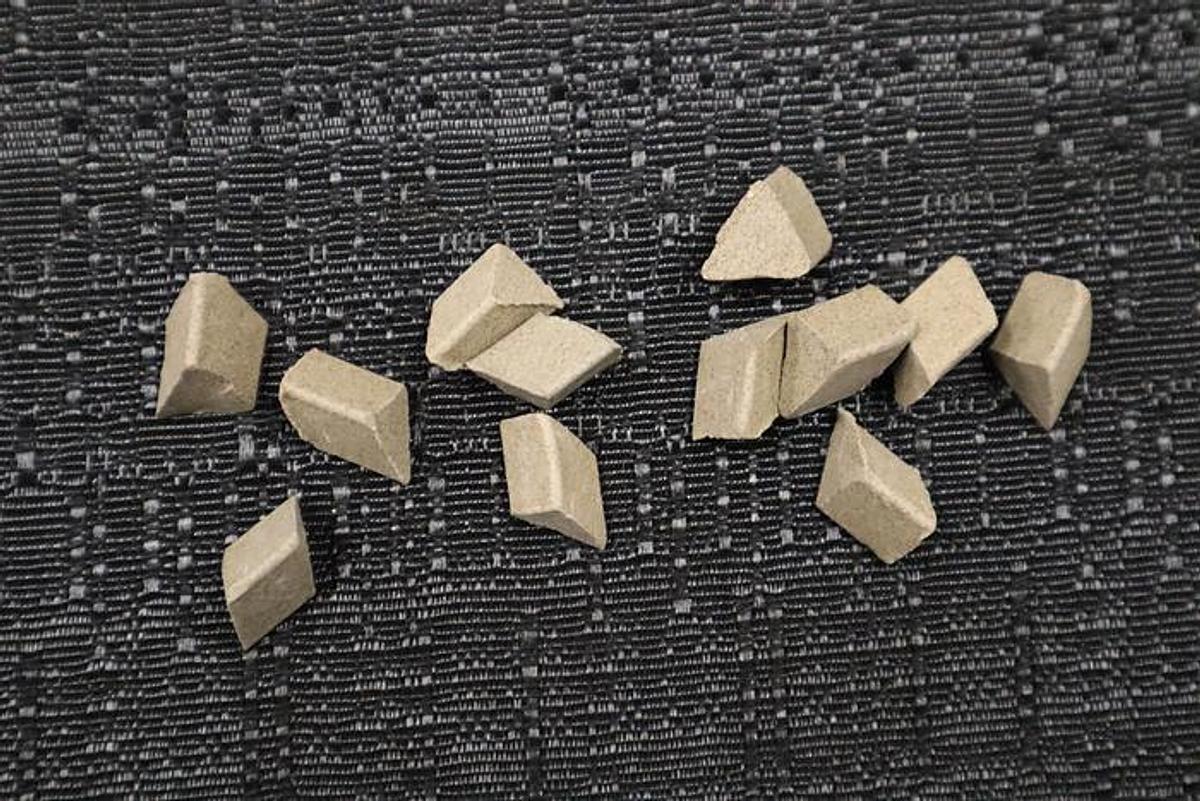 #4 Angle Cut Triangle 22 deg 1-7/8 x 5/8