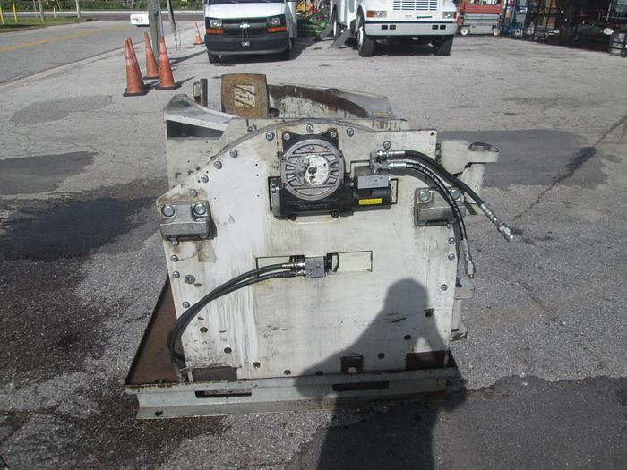 Used Cascade 90F-RCP-335 Paper Roll Clamp