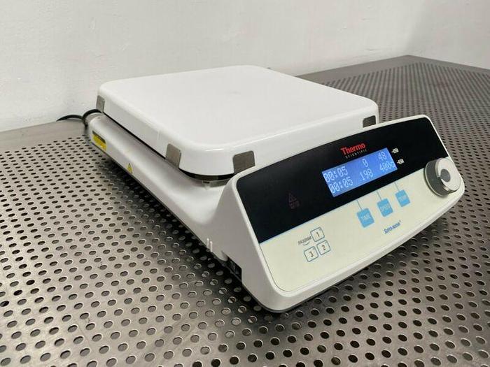 Used Thermo Scientific SP88850190 Super-Nuova+ 10" x 10" Stirring Hotplate